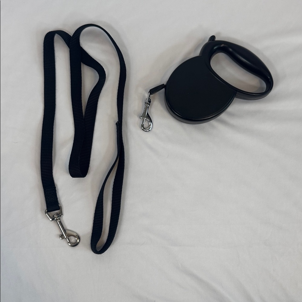 Black Retractable Dog Leash & short black leash - NWOT